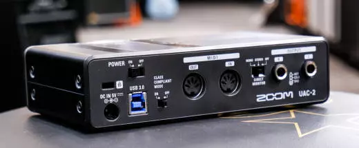 Zoom - 24-bit/192 kHz 2x2 USB 3.0 Audio Interface 2